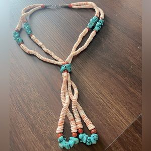 Authentic vintage American Indian necklace with turquoise and shell